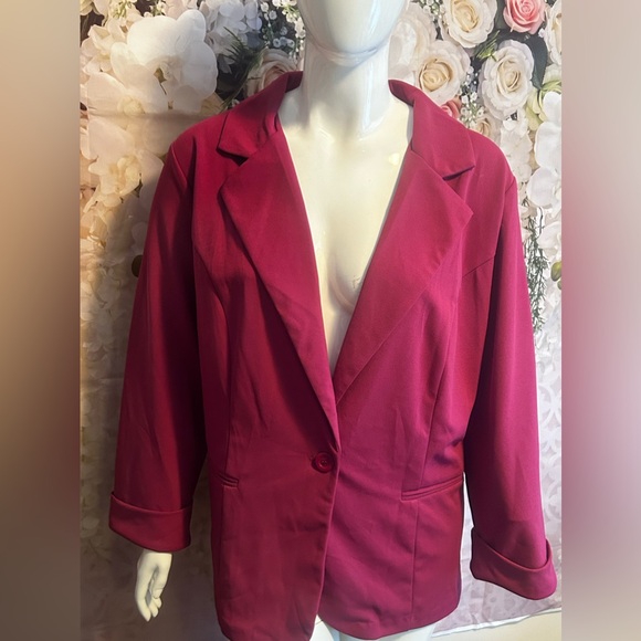 26- Raspberry Roll cuff Blazer - Picture 7 of 12